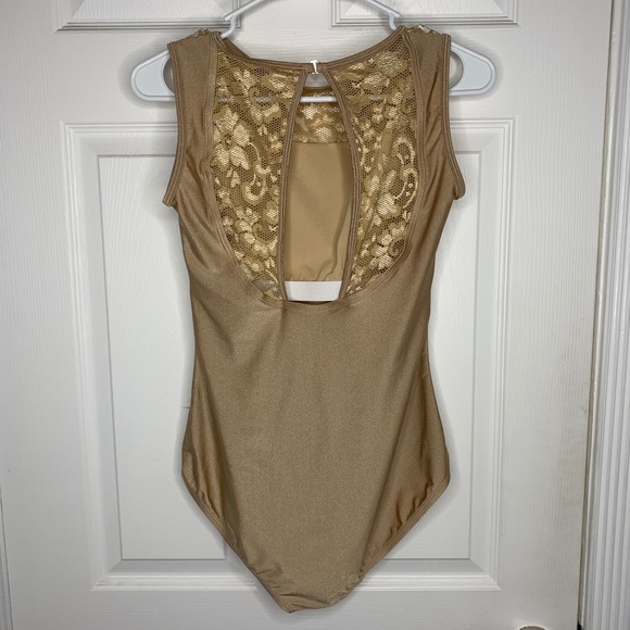 Nude Leotard - Picture 2 of 3